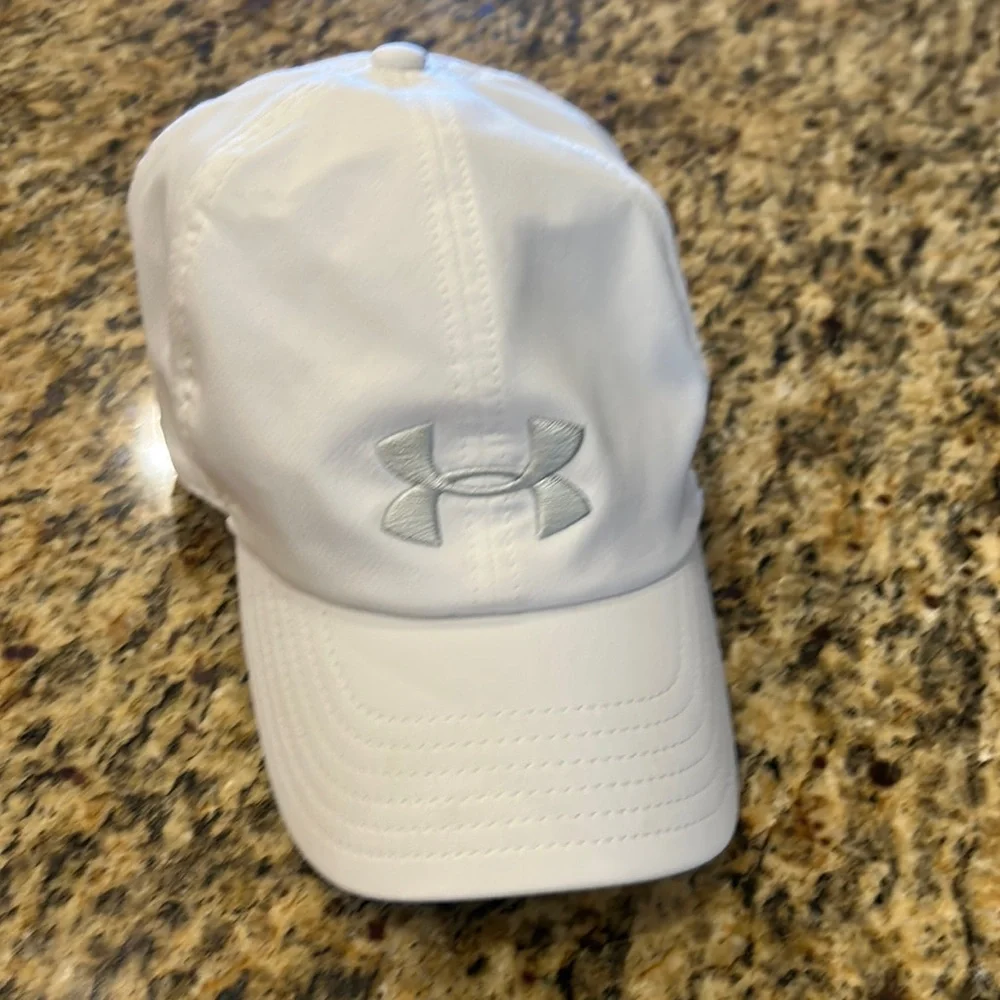 Under Armour cap | see offer in description